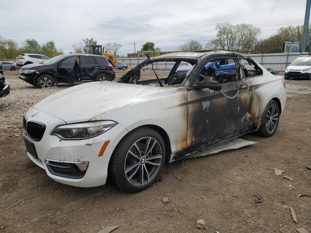 BMW 2 SERIES 230XI