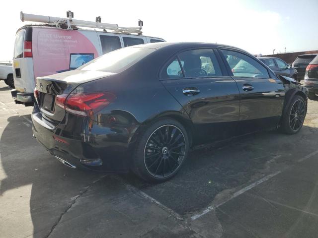 Vin: wdd3g4eb6kw005641, lot: 51456575, mercedes-benz a-class 220 20193