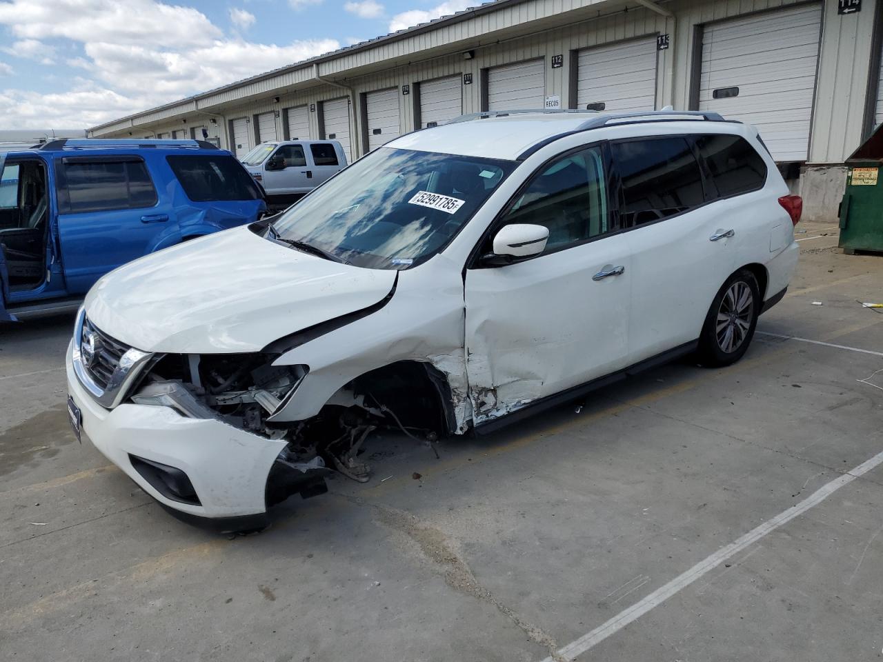 NISSAN PATHFINDER SV