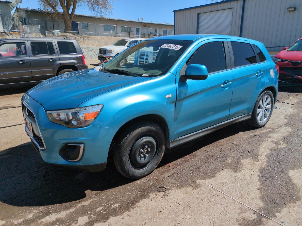 MITSUBISHI OUTLANDER SE