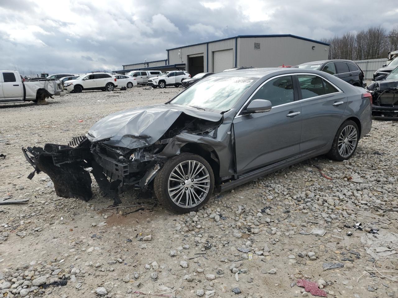 CADILLAC CT4 PREMIUM LUXURY