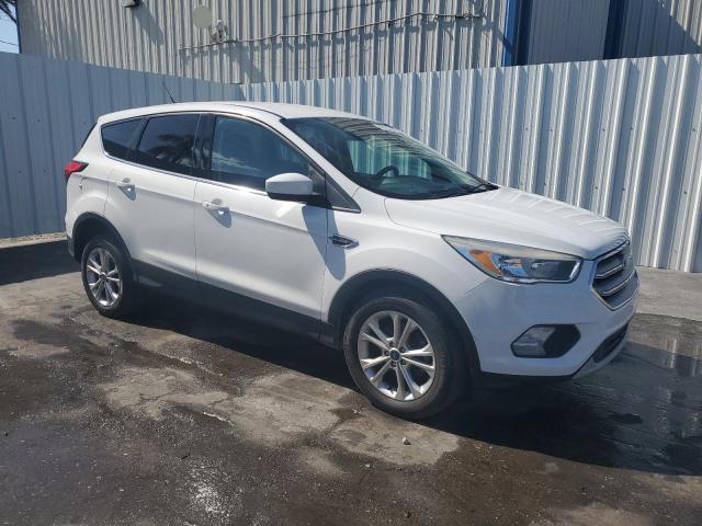 Vin: 1fmcu0gd5kua90313, lot: 55352885, ford escape se 20194