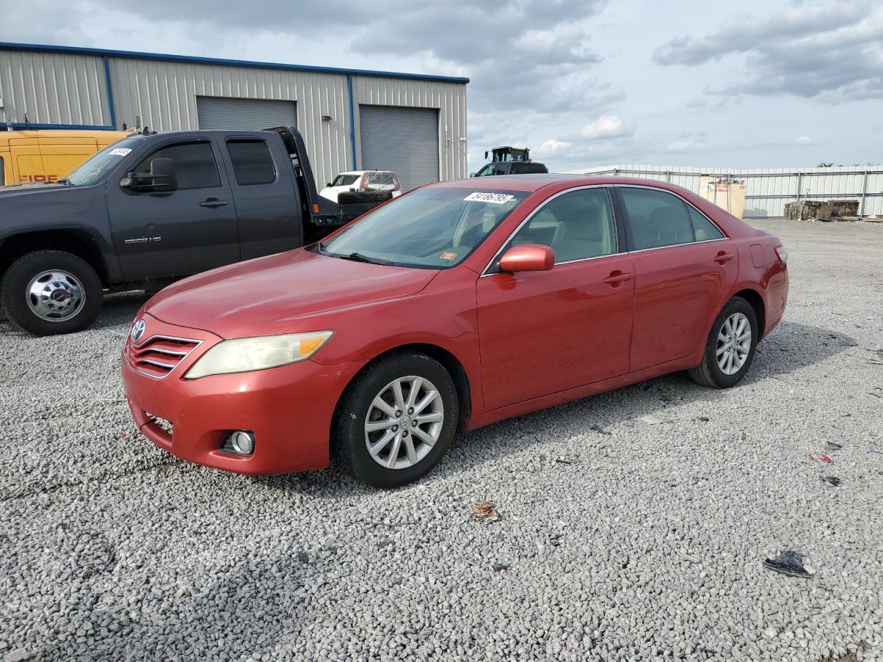 TOYOTA CAMRY BASE