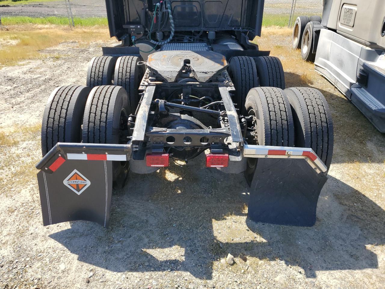 Lot #3282322305 2021 INTERNATIONAL LT625