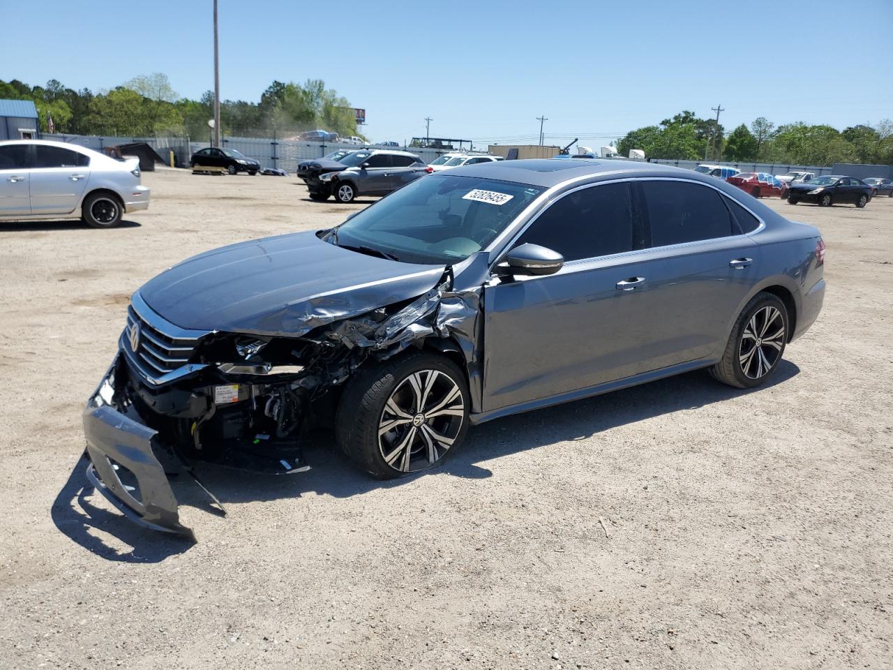 VOLKSWAGEN PASSAT SE