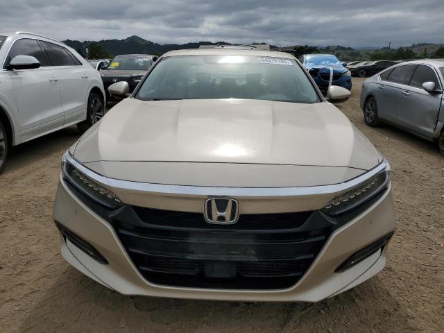 2018 HONDA ACCORD TOU - 1HGCV2F97JA003152