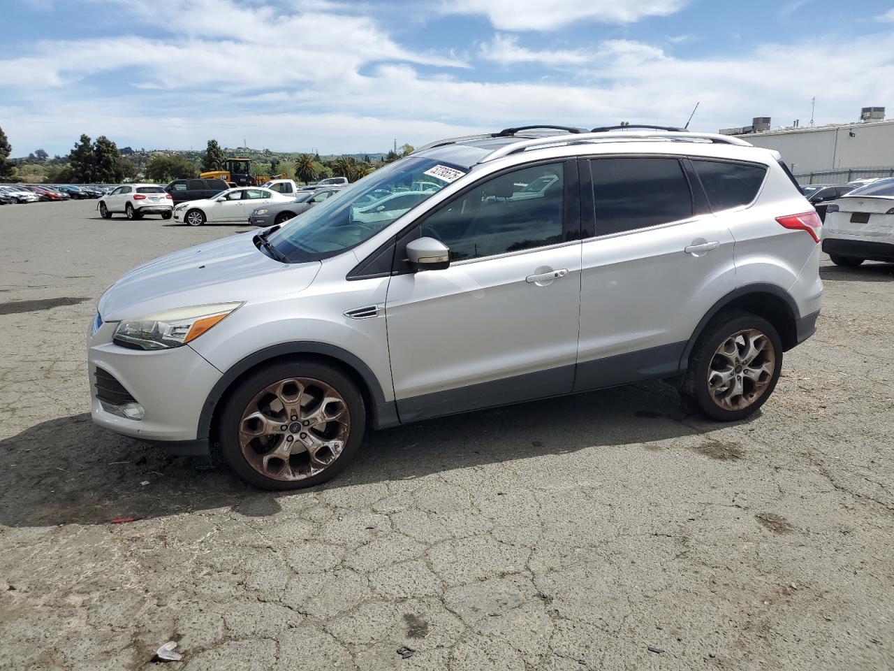 FORD ESCAPE TITANIUM