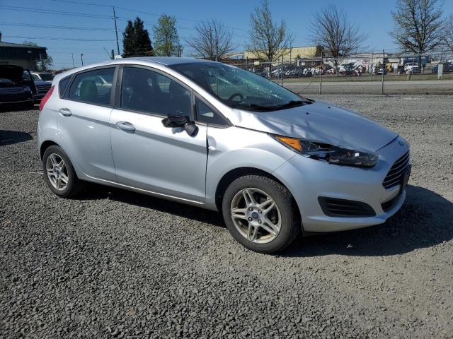 Vin: 3fadp4ej1jm147731, lot: 52811255, ford fiesta se 20184
