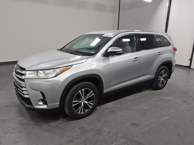 Vin: 5tdbzrfh9ks945111, lot: 53476695, toyota highlander le 2019 img_1