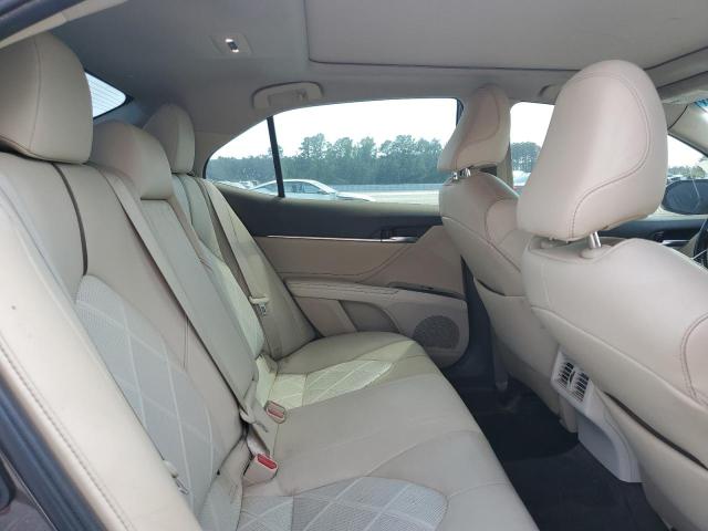 2018 TOYOTA CAMRY L 4T1B11HK0JU080410