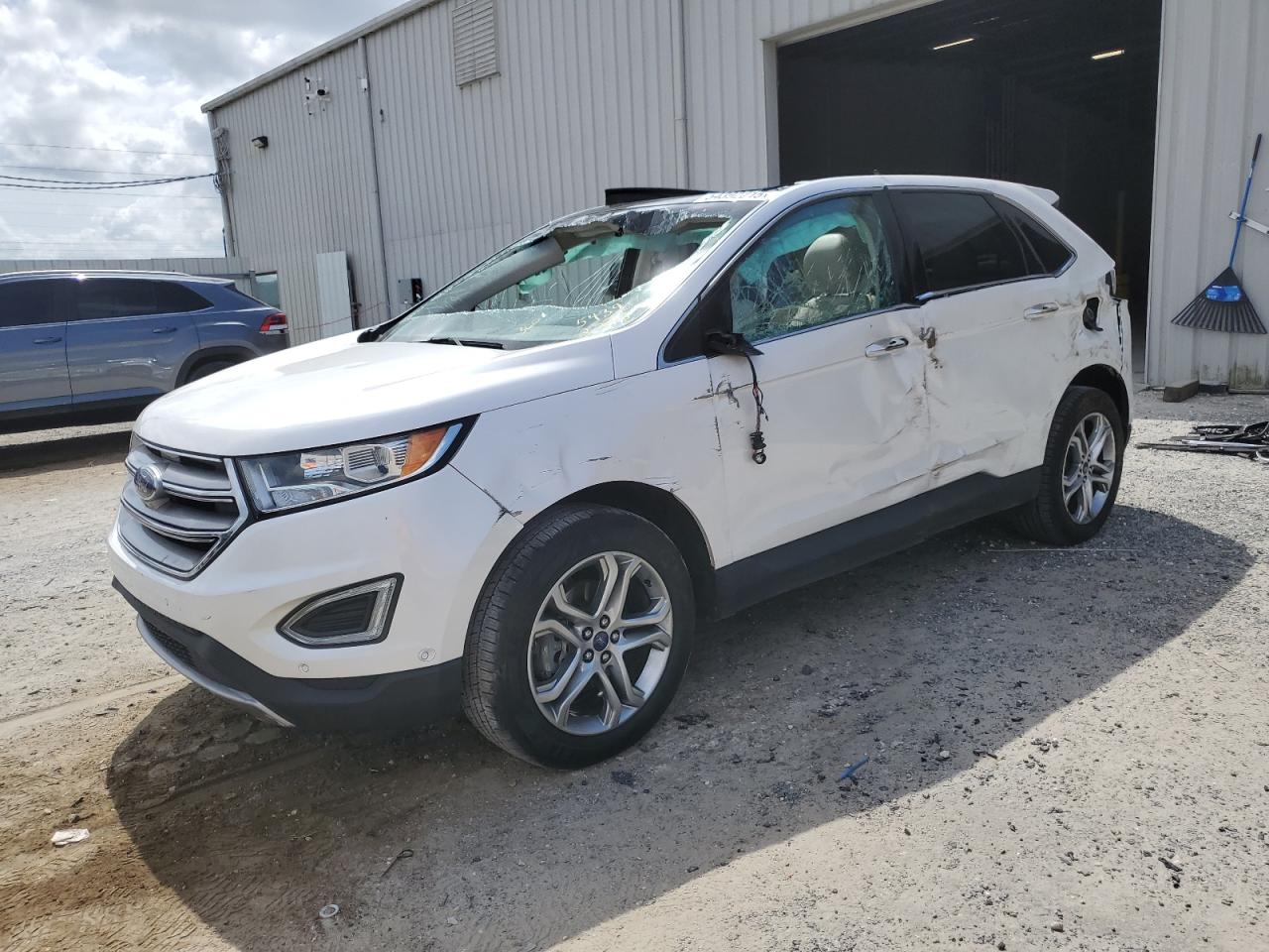FORD EDGE TITANIUM