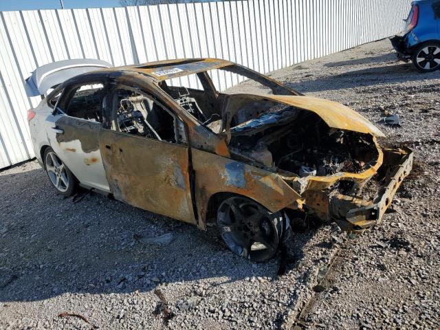 Vin: 1fadp3j27dl333157, lot: 51994315, ford focus titanium 20134