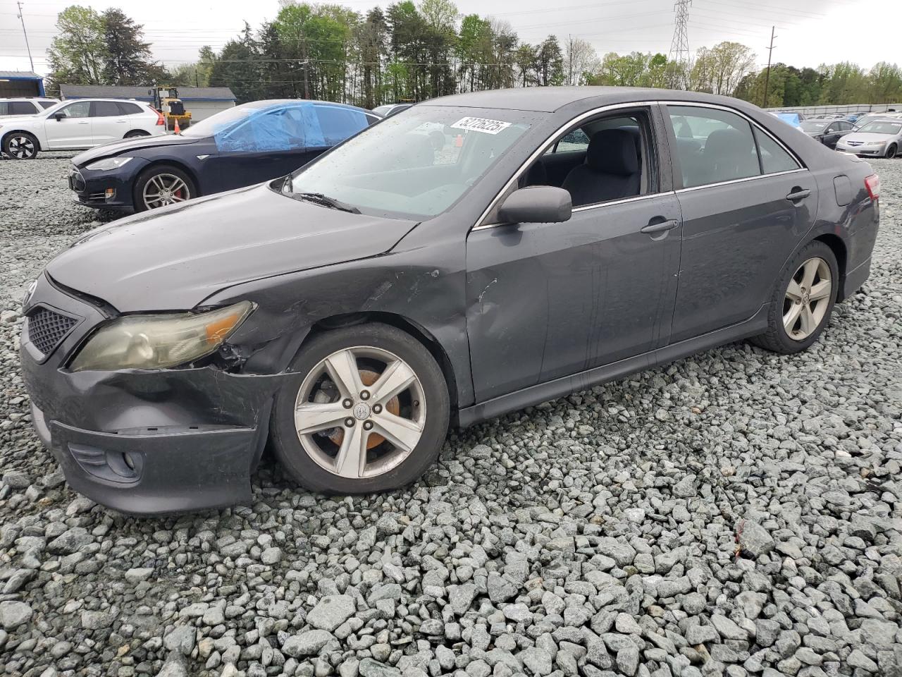 TOYOTA CAMRY BASE
