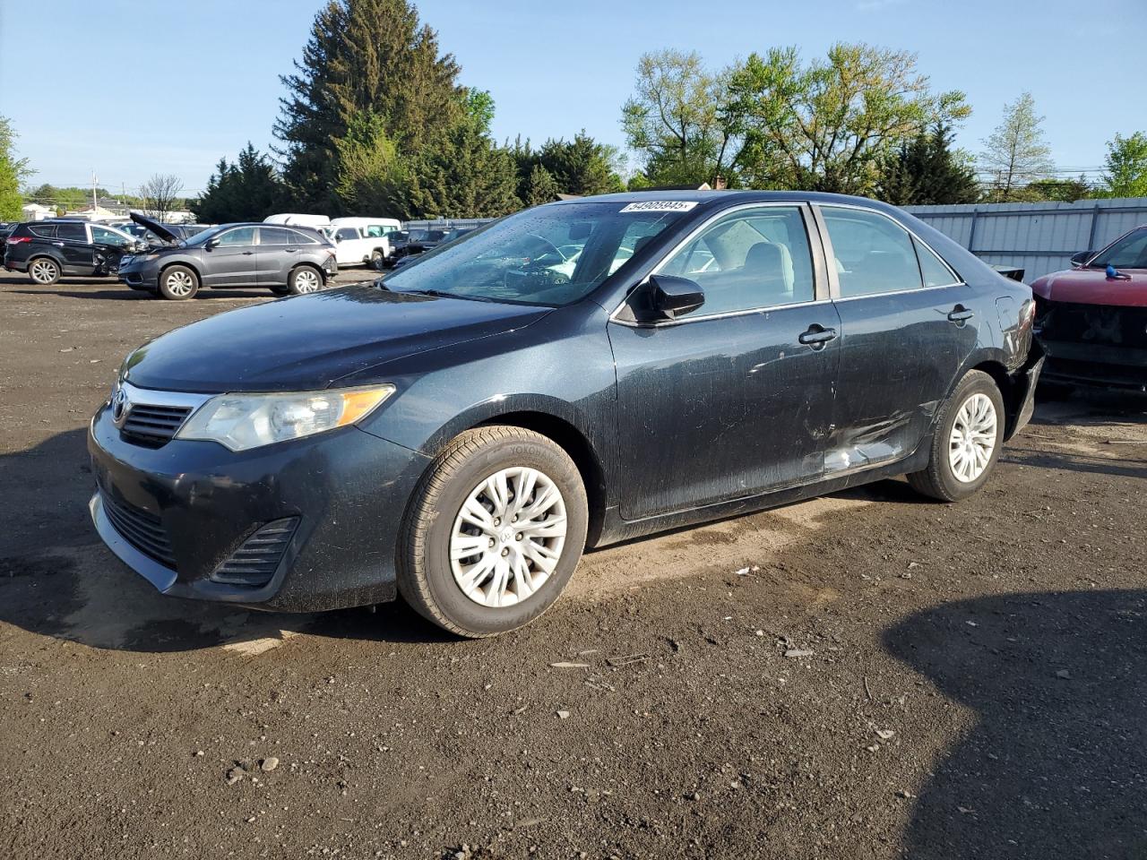 TOYOTA CAMRY BASE