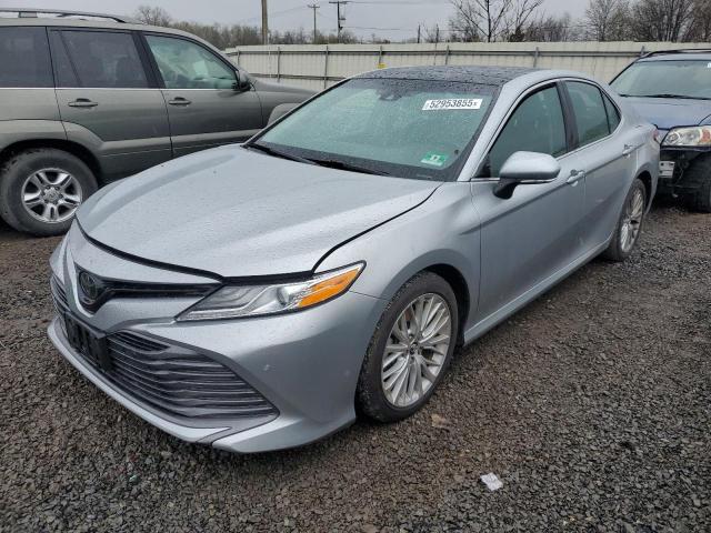 Vin: 4t1b11hk1ju075359, lot: 52953855, toyota camry l 2018 img_1