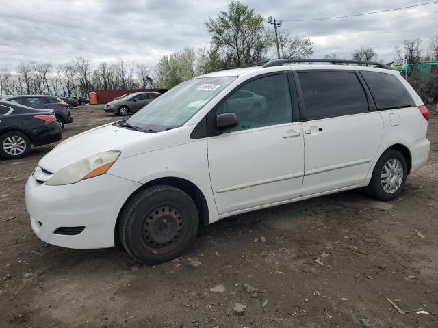 TOYOTA SIENNA CE
