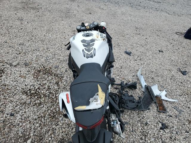 2025 SUZUKI GSX-R600 JS1GN7FA7S7100240