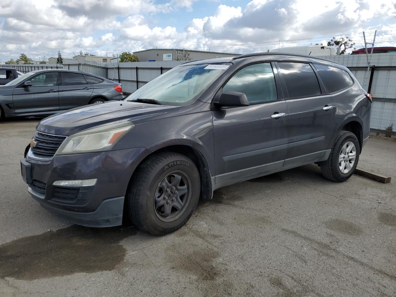 CHEVROLET TRAVERSE LS