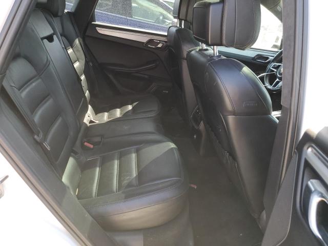 2016 PORSCHE MACAN TURB WP1AF2A55GLB94427