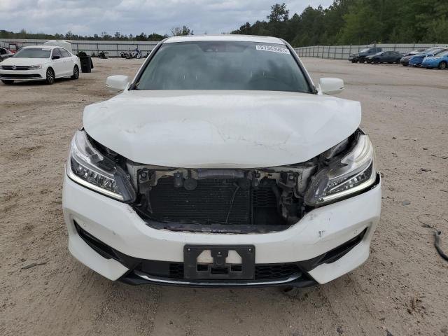 2017 HONDA ACCORD TOU - JHMCR6F74HC021288