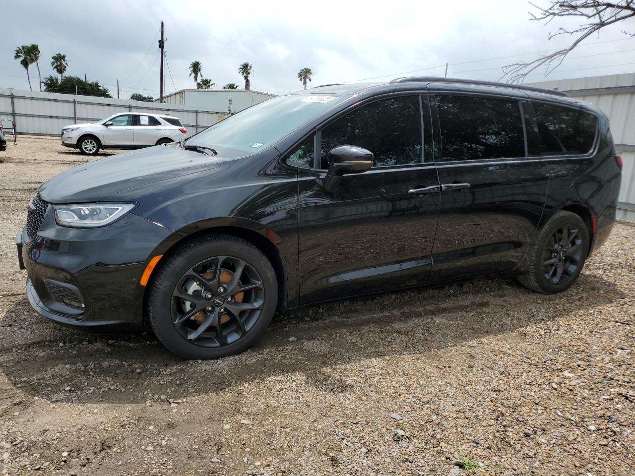 CHRYSLER PACIFICA TOURING L
