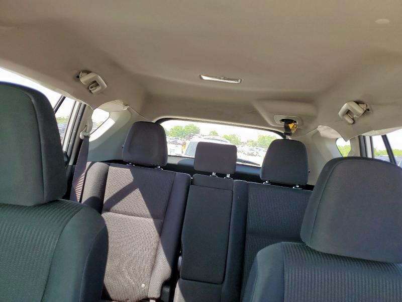 2018 TOYOTA RAV4 LE - JTMZFREV7JJ150536