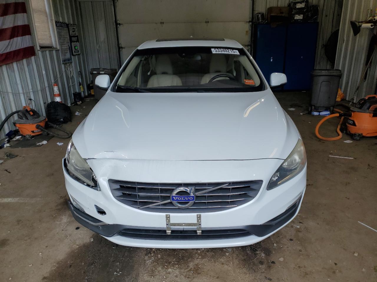 VOLVO S60 T5
