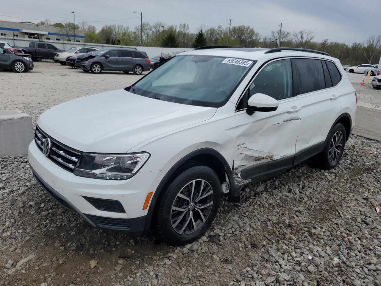 VOLKSWAGEN TIGUAN SE