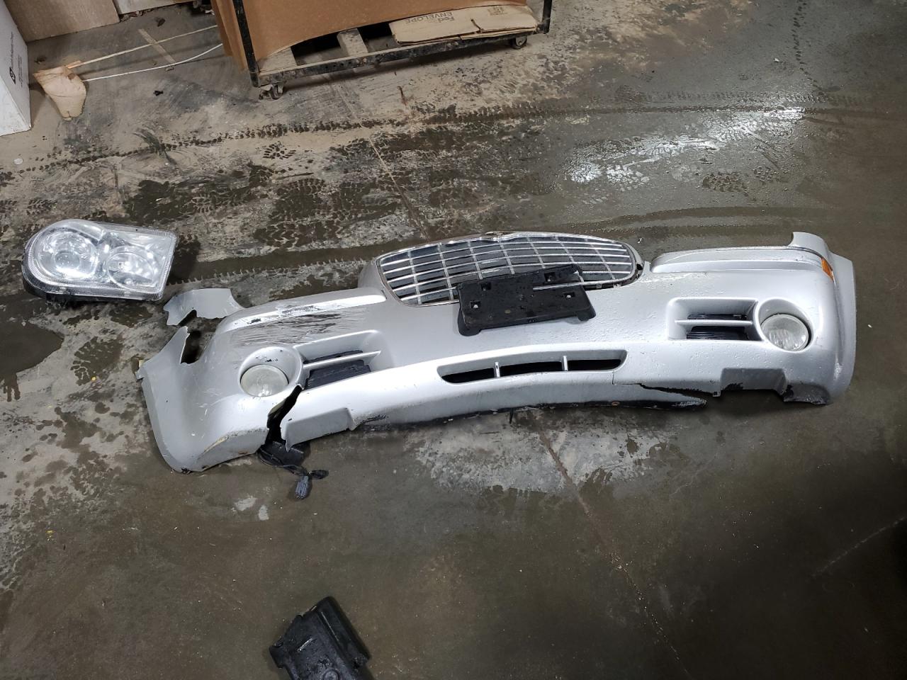 Lot #3143070819 2005 CHRYSLER 300C