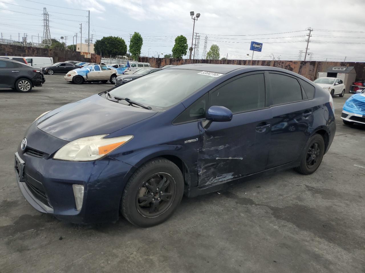TOYOTA PRIUS