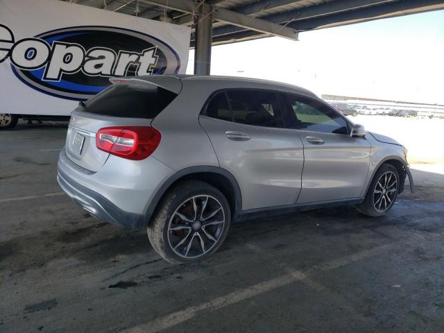 MERCEDES-BENZ GLA 250 2017 silver 4dr spor gas WDCTG4EB7HJ282227 photo #4
