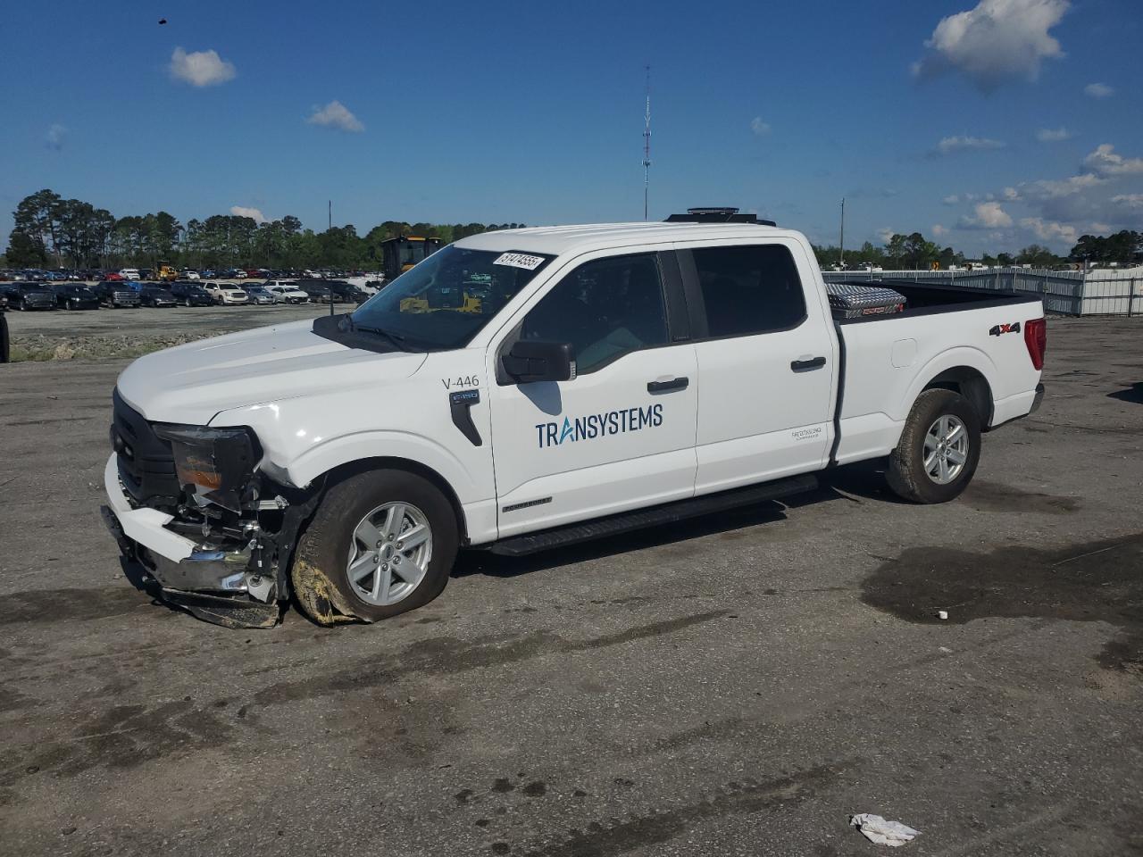 FORD F-150 SUPERCREW