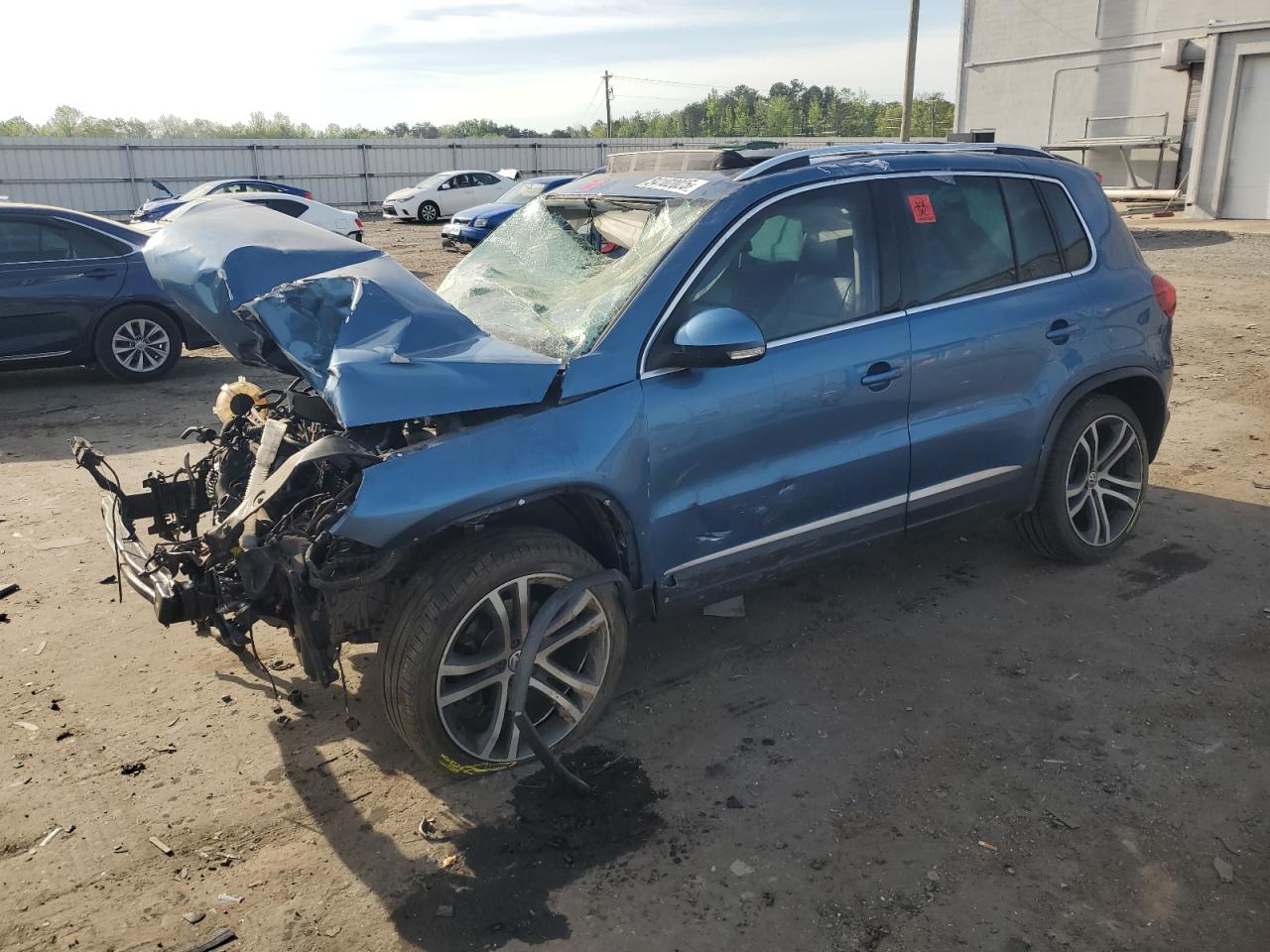 VOLKSWAGEN TIGUAN SEL