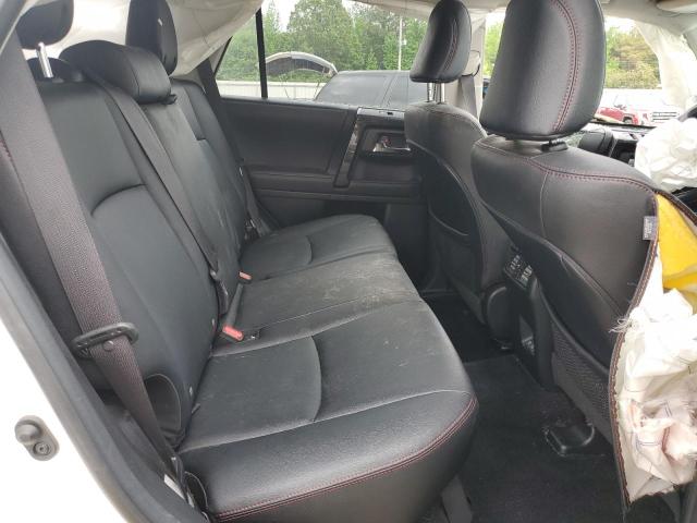 2022 TOYOTA 4RUNNER SR - JTERU5JR5N6063309