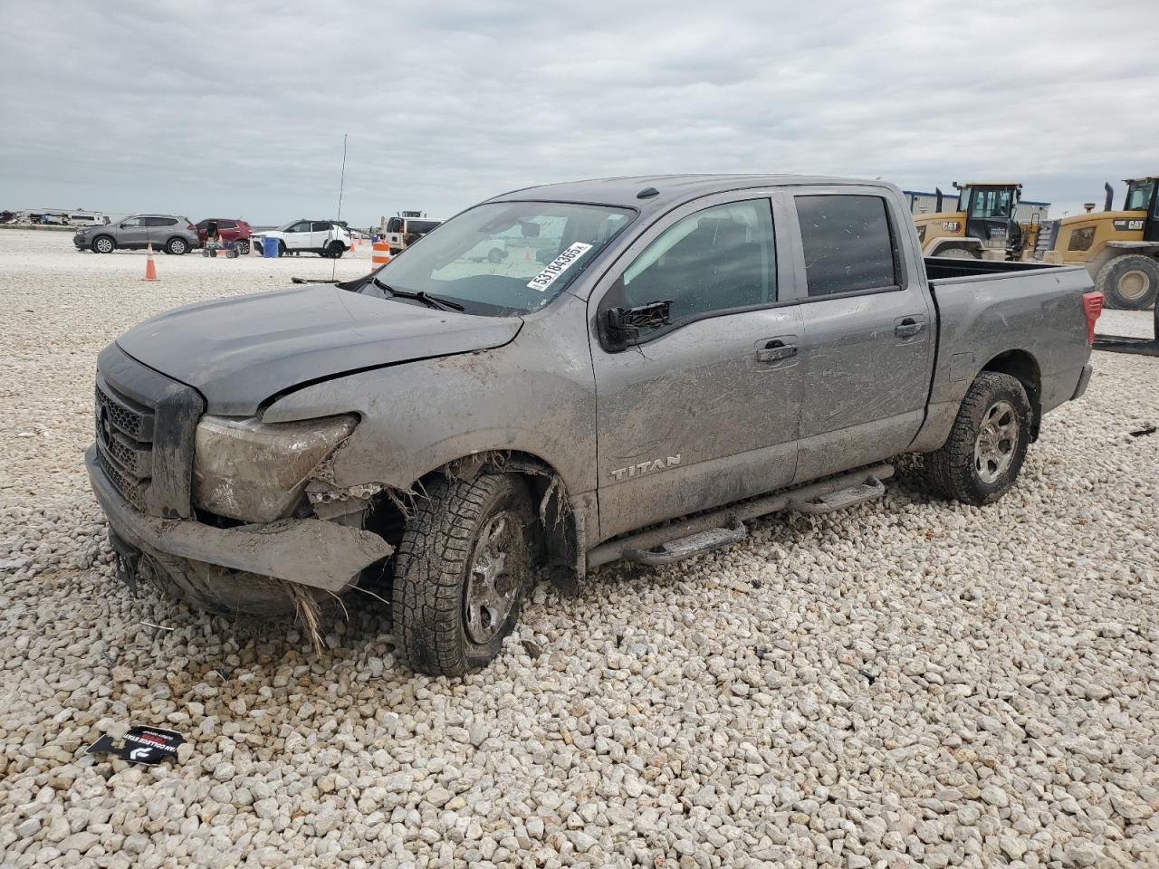 NISSAN TITAN S
