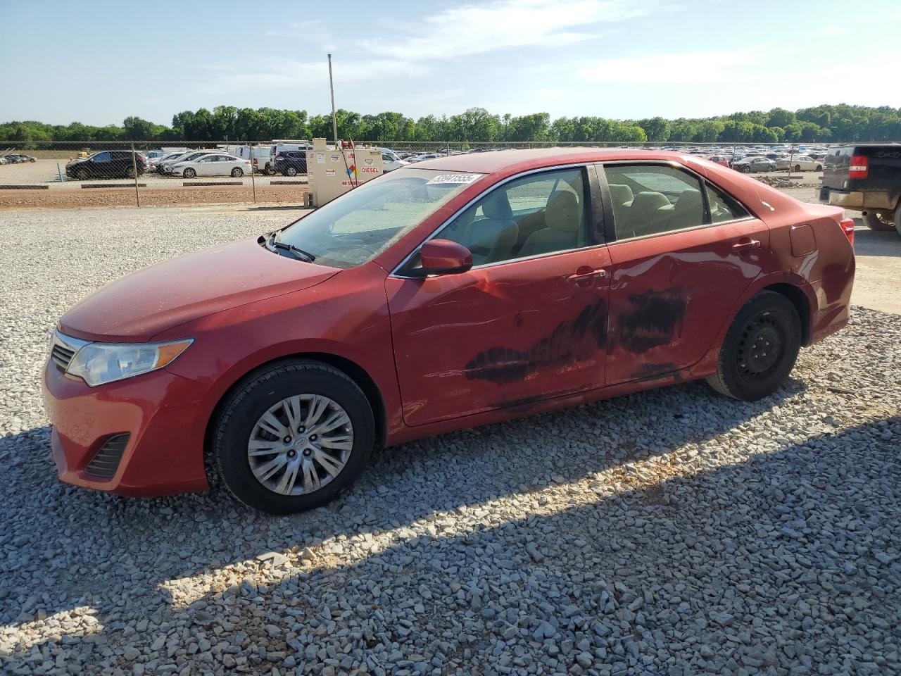 TOYOTA CAMRY BASE