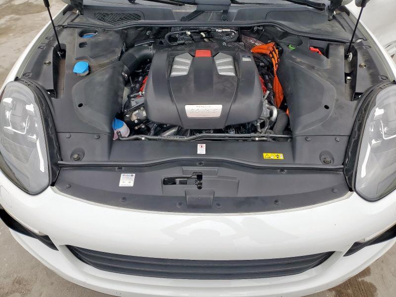 2018 PORSCHE CAYENNE SE - WP1AE2A22JLA70261