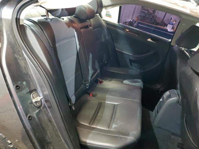 2015 VOLKSWAGEN JETTA TDI - 3VWLA7AJ3FM325707