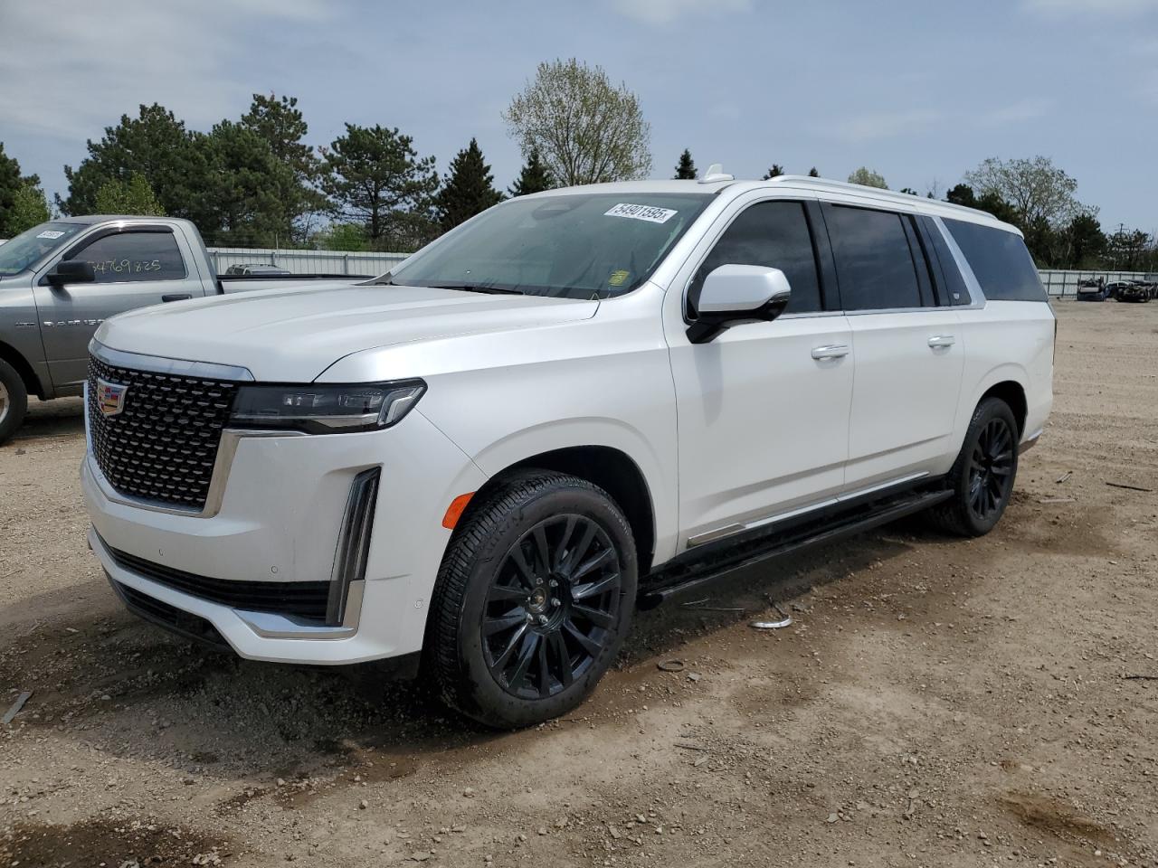 CADILLAC ESCALADE ESV PREMIUM LUXURY