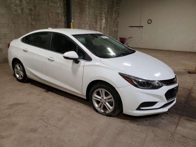 Vin: 1g1be5sm5h7199100, lot: 52146985, chevrolet cruze lt 20174