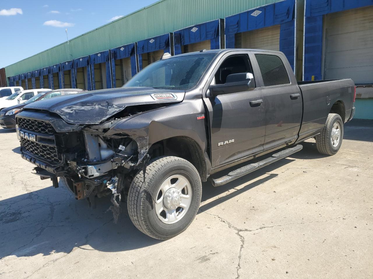 RAM 2500 TRADESMAN