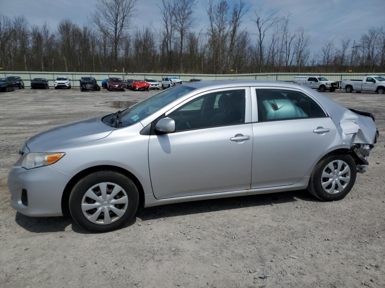TOYOTA COROLLA BASE