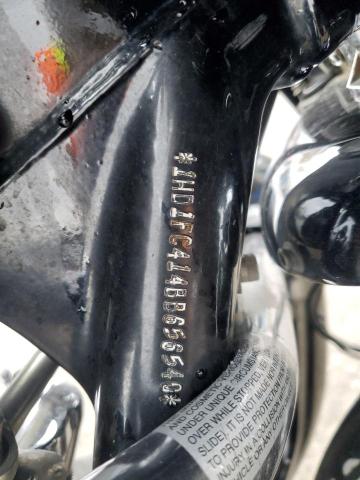 2011 HARLEY-DAVIDSON FLHTCU 1HD1FC414BB656540