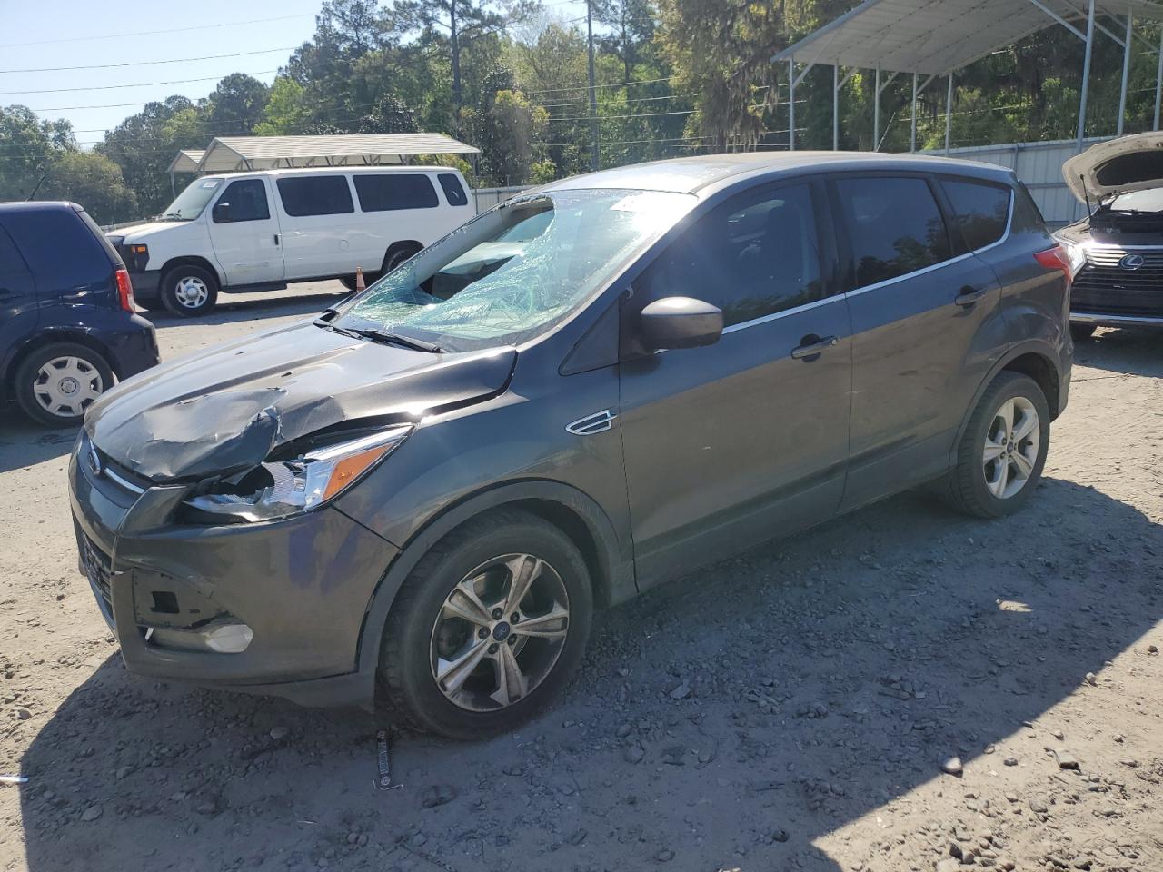 FORD ESCAPE SE