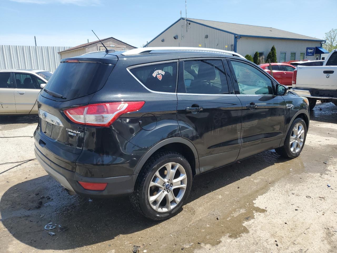FORD ESCAPE TITANIUM