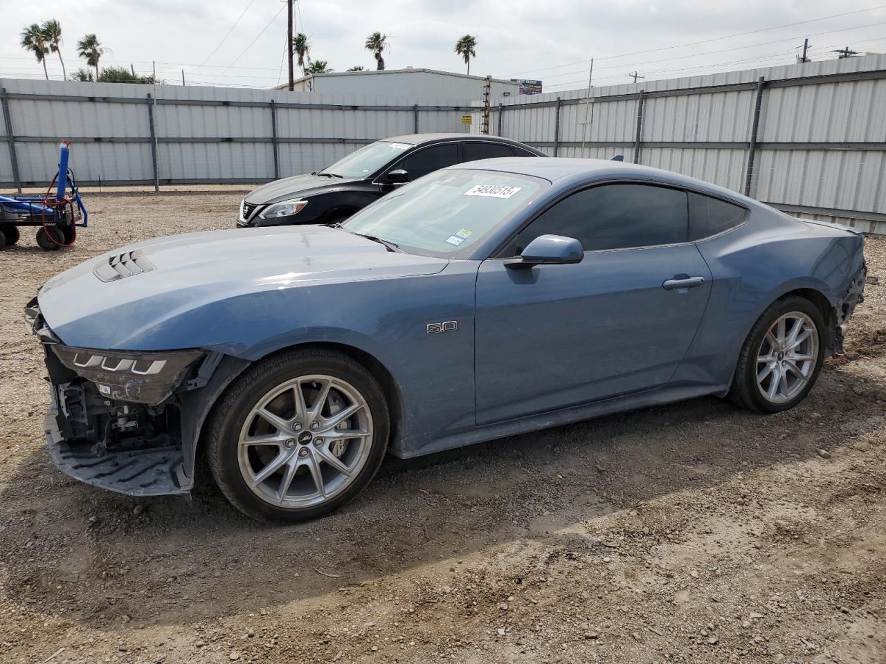 FORD MUSTANG GT