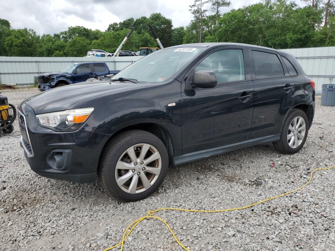 MITSUBISHI OUTLANDER ES