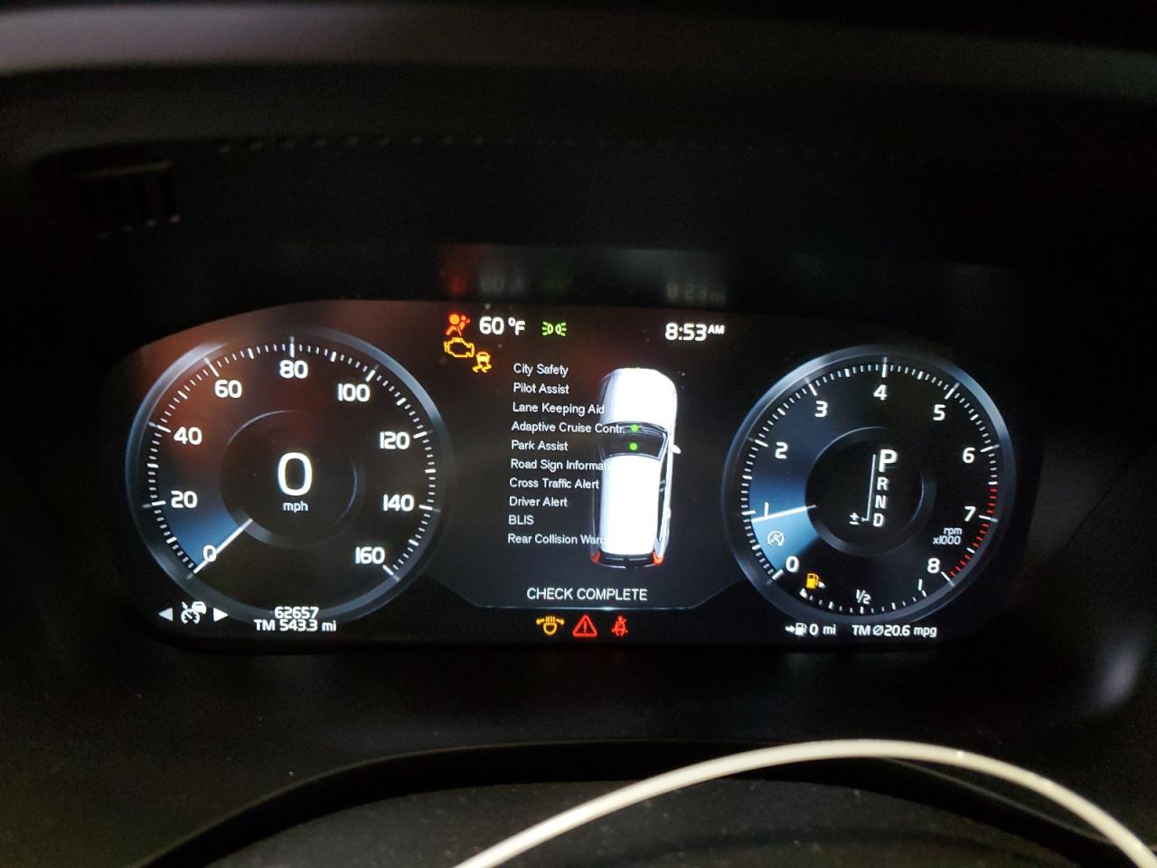 VOLVO XC60 T6 R-DESIGN