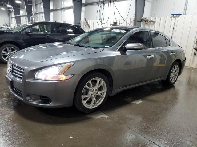 NISSAN MAXIMA S