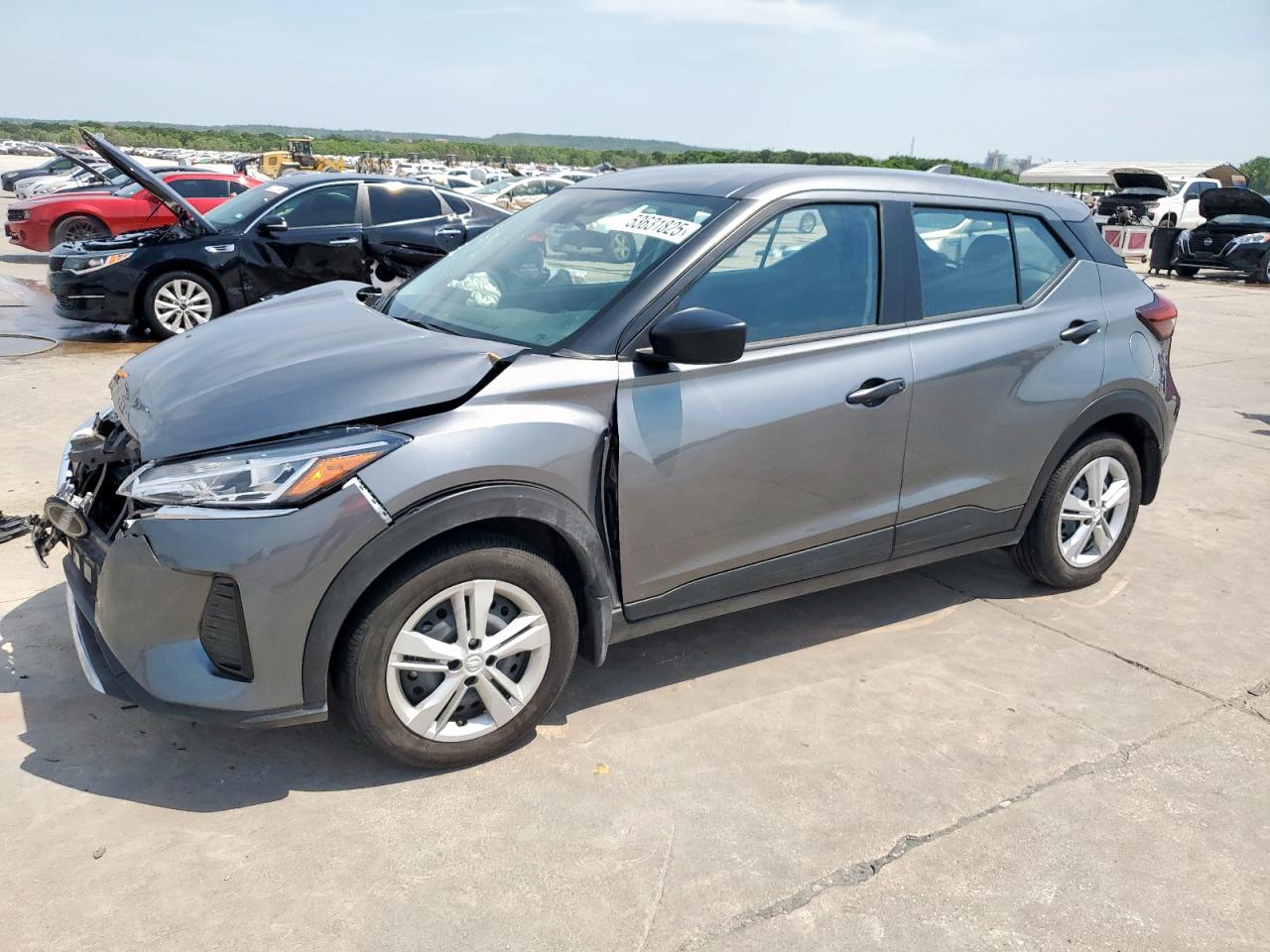 NISSAN KICKS S